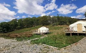 Syke Farm Campsite - Yurt'S And Shepherds Hut Buttermere Exterior photo