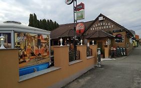 Hotel Fehérló Vendégház&Restaurant Bük Exterior photo