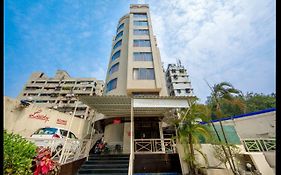 Lucky Hotel Goregaon Bombay Exterior photo
