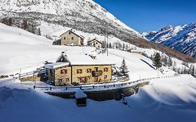 Baita Luleta Bed and Breakfast Livigno Exterior photo