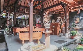 Reddoorz Near Galeria Mall 2 Yogyakarta Exterior photo