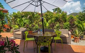 Papaya Inn Oranjestad  Exterior photo