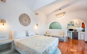 Nectarios Villa - Studios&Suites Adults Only Fira  Exterior photo