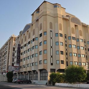 Bahrain Carlton Hotel Manama Exterior photo