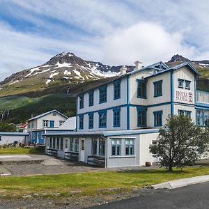 Snaefell - Hotel By Aldan Seyðisfjörður Exterior photo