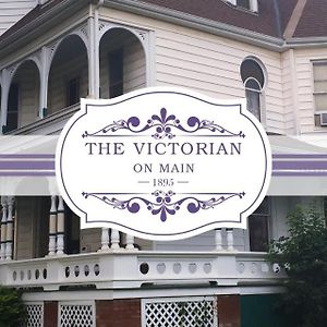 The Victorian On Main Bed and Breakfast Fairfield Exterior photo