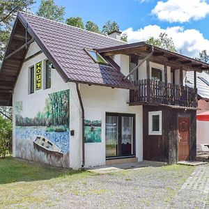 2 Bedroom Pet Friendly Home In Legbąd Exterior photo