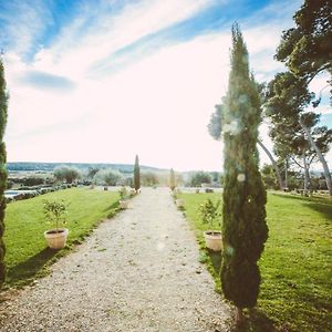 Domaine De Salente Bed and Breakfast Gignac  Exterior photo