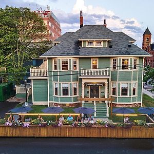 Slaymaker & Nichols Gastro House & Inn Charlottetown Exterior photo