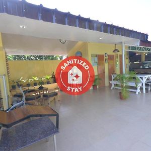 Las Residencias Bed And Breakfast Puerto Princesa Exterior photo