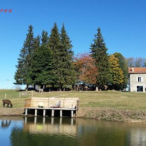 Domaine Du Mas Du Taillet Bed and Breakfast Lanarce Exterior photo