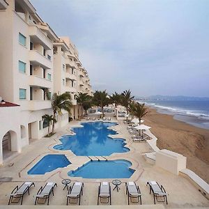 Hotel Camino Real Manzanillo Facilities photo