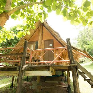 Bamboo Country Lodge Chiang Mai Mae Taeng Exterior photo