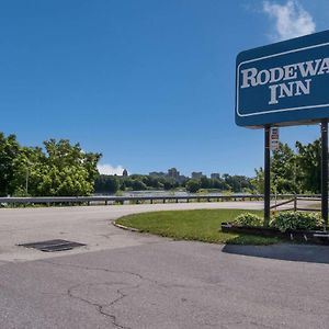 Rodeway Inn Wormleysburg - Harrisburg Exterior photo