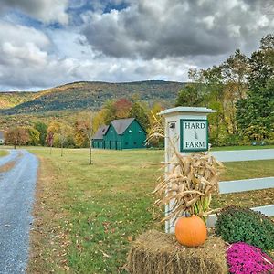 Luxe Green Barn Near Skiing With Mt Equinox Views! Manchester Center Exterior photo