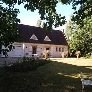 les allées du château Bed and Breakfast Le Mazeau Exterior photo