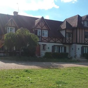 Les Mesangeres Bed and Breakfast Chaumont-sur-Tharonne Exterior photo