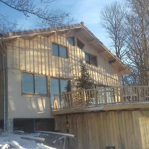 Le Relais Des Fees Bed and Breakfast Saint-Martin-de-Caralp Exterior photo