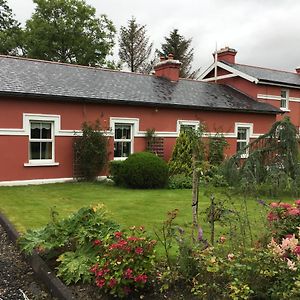 Station House Glenties Bed and Breakfast Exterior photo