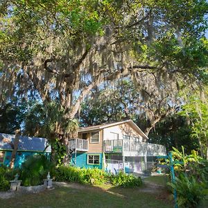 Riverfront Treetop Bungalow Villa Homosassa Exterior photo