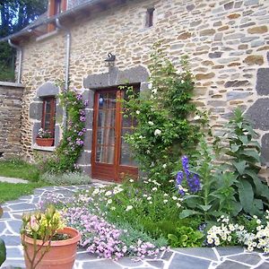 Le Martinou Bed and Breakfast Le Cayrol Exterior photo