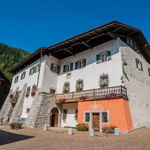 Hotel Palazzo Lodron Bertelli. Dimora Storica & Spa Caderzone Terme Exterior photo