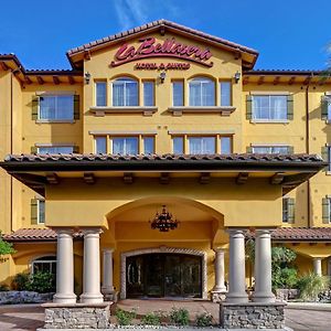 La Bellasera Hotel & Suites El Paso de Robles Exterior photo