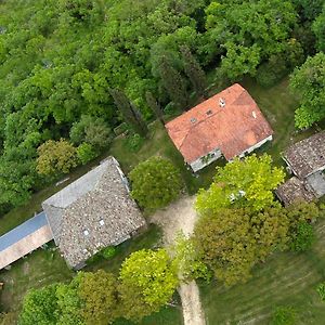 Ferme De Laspeyrieres Bed and Breakfast Montcuq Exterior photo