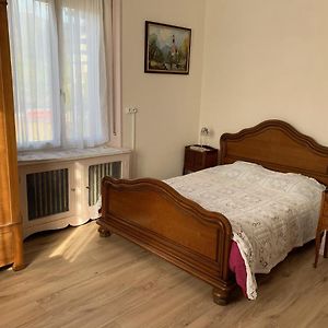 Chambre Arnica lit 140 wifi Bed and Breakfast Saint-Amarin Exterior photo