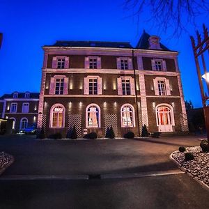 Hotel The Originals Boutique, La Maison Rouge, Lens Ouest Noeux-les-Mines Exterior photo