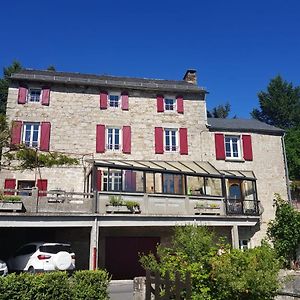 Maison D'Hotes "La Pierre Pointue" Bed and Breakfast Saint-Léons Exterior photo