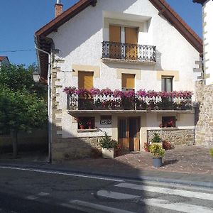 Casa rural Lucuj Hostal Jaurrieta Exterior photo