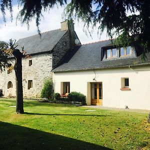 Trevejean Chambre D'Hotes De Charme Bed and Breakfast Guerlédan Exterior photo