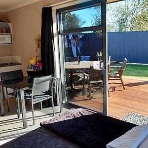 Hotel Modern Bnb Unit With Wifi And Breakfast Greymouth Exterior photo