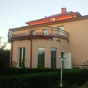 First Price Bed and Breakfast Rēzekne Exterior photo
