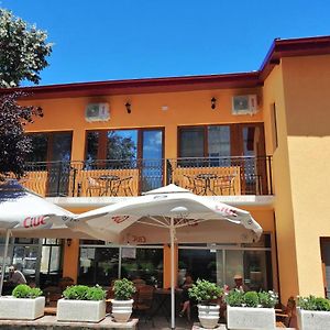 Hotel Casa Gabi'S Orşova Exterior photo