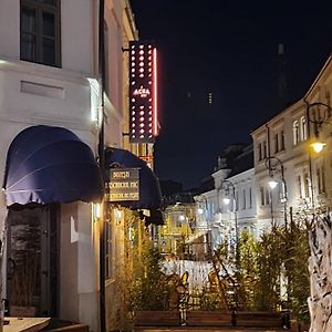 Acsa Inn Craiova Exterior photo