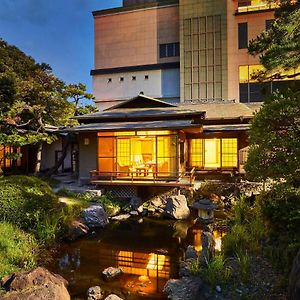 Hotel Suisui Garden Ryokan Kitakyushu Exterior photo