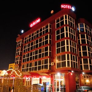 Hotel Grim Craiova Exterior photo