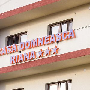 Hotel Casa Domneasca Riana Piteşti Exterior photo