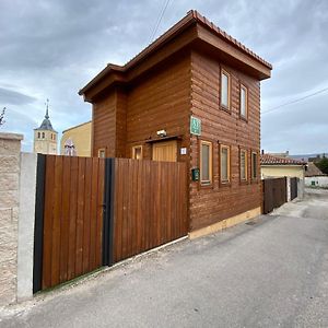 Apartamento Apartamento Rural La Casita de Mateo Rascafría Exterior photo