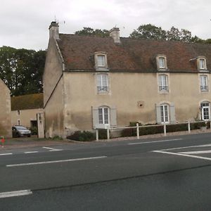 Hotel Grange Dans Ancien Corps De Ferme Bellengreville  Exterior photo