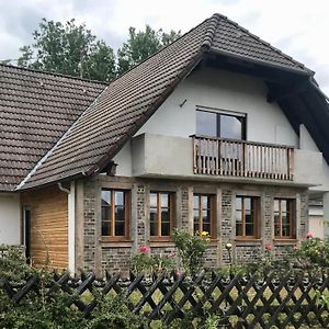 Apartamento Haus Tersteegen Oberbrombach Exterior photo