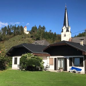 V Gemuetliches Gartenhaus Villa Smihel nad Pliberkom Exterior photo