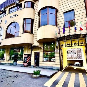 Alem Hotel Ereván Exterior photo