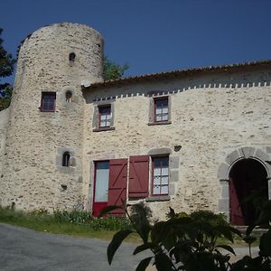 La Tour Des Laudes Bed and Breakfast Breuil-Barret Exterior photo