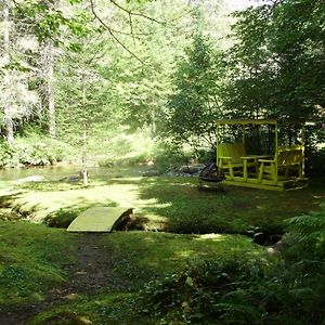 La Petite Douceur Bed and Breakfast Lac-Superieur Exterior photo