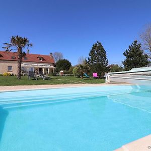 Domaine Du Clos Henri Bed and Breakfast Essay Exterior photo