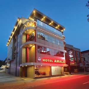 Hotel Amala Pathanāmthitta Exterior photo