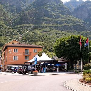 Hotel Al Giardinetto Biasca Exterior photo